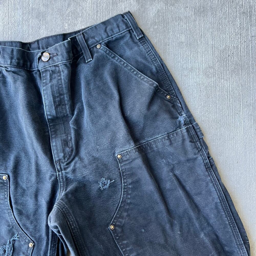 Vintage Y2K Carhartt black distressed double knee work wear carpenter pants - Picture 8 of 10